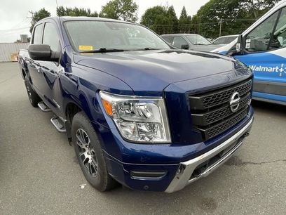 Used 2021 Nissan Titan SV w/ SV Convenience Package
