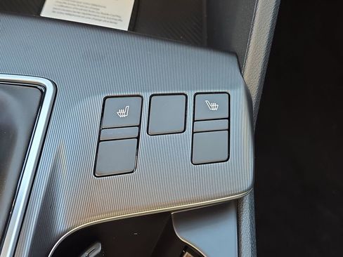 New 2026 Kia Sportage SX FWD image 30