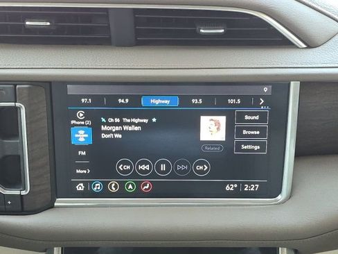 Used 2021 GMC Yukon Denali w/ Denali Premium Package image 42