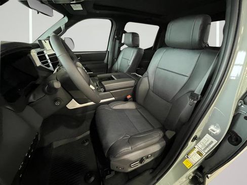 New 2025 Toyota Tundra Platinum AWD/4WD image 9