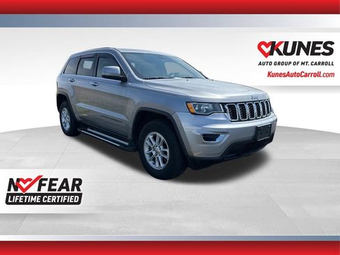 Used 2018 Jeep Grand Cherokee Laredo image 1