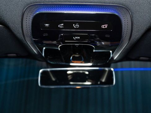 Certified 2025 Mercedes-Benz C 300 Sedan image 23