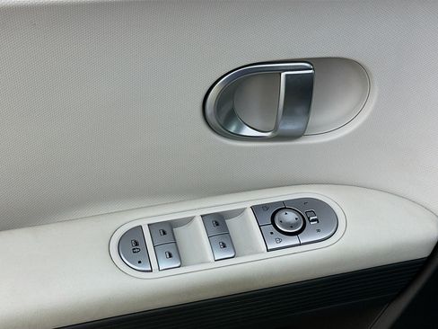 Used 2024 Hyundai Ioniq 5 SEL RWD image 15