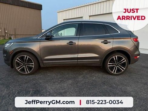 Used 2017 Lincoln MKC Reserve w/ Lincoln MKC Climate Package AWD/4WD image 10