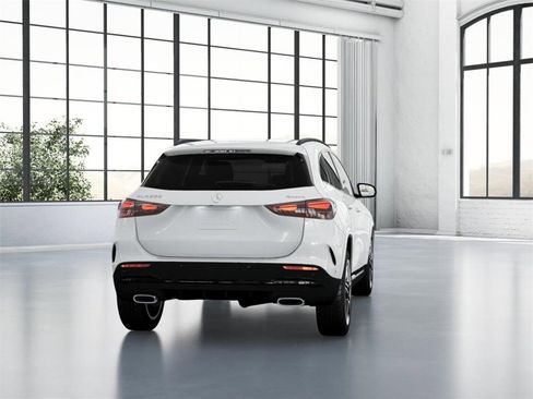 New 2025 Mercedes-Benz GLA 250 4MATIC image 24