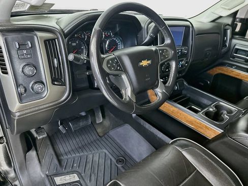 Used 2018 Chevrolet Silverado 2500 High Country w/ Duramax Plus Package AWD/4WD image 29