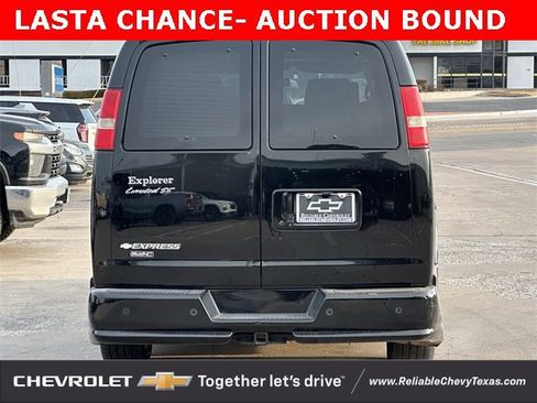 Used 2014 Chevrolet Express 1500 image 5
