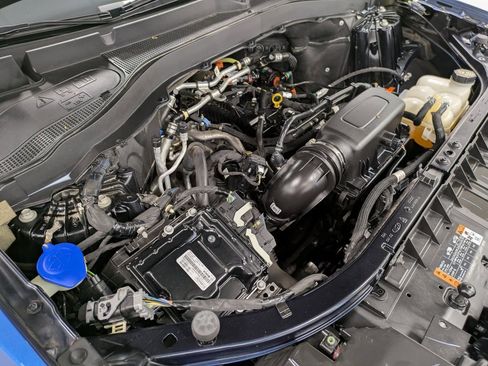 Certified 2022 Ford Explorer XLT w/ Equipment Group 202A image 30