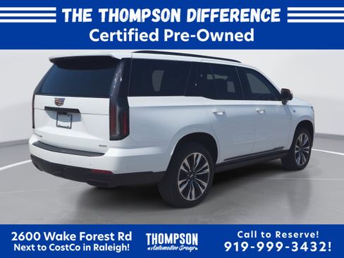 Used 2025 Cadillac Escalade Sport Platinum w/ LPO, Floor Liner Package AWD/4WD image 3