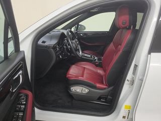 Used 2023 Porsche Macan w/ Premium Package Plus AWD/4WD image 6
