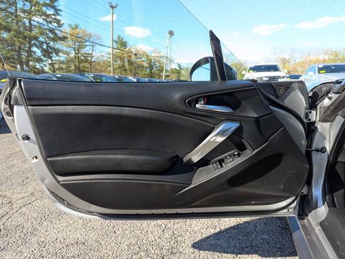 Used 2017 FIAT 124 Spider Abarth RWD image 11