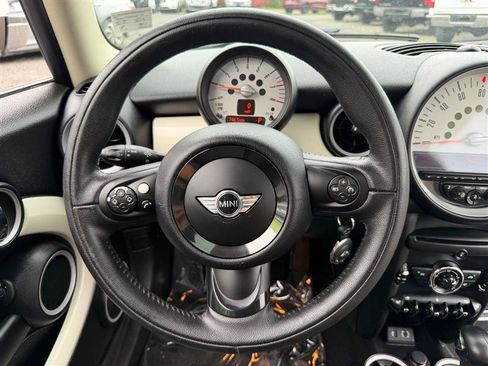 Used 2013 MINI Cooper Clubman FWD image 21