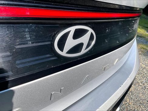 Used 2025 Hyundai Sonata SEL FWD image 31