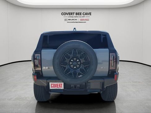 New 2026 GMC Hummer EV SUV image 8