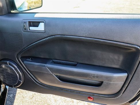 Used 2007 Ford Mustang GT Premium image 24