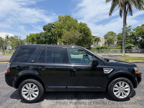 Used 2014 Land Rover LR2 AWD/4WD image 14
