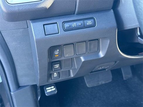 New 2026 Nissan Frontier SV w/ Tow Package image 23