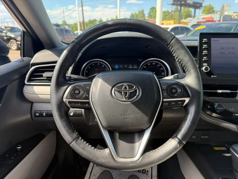 Used 2022 Toyota Camry XLE AWD/4WD image 25