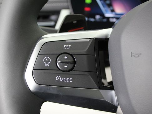 Used 2026 BMW X1 xDrive28i w/ Technology Package image 16