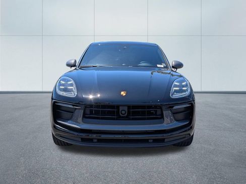 Used 2023 Porsche Macan Turbo AWD/4WD image 2