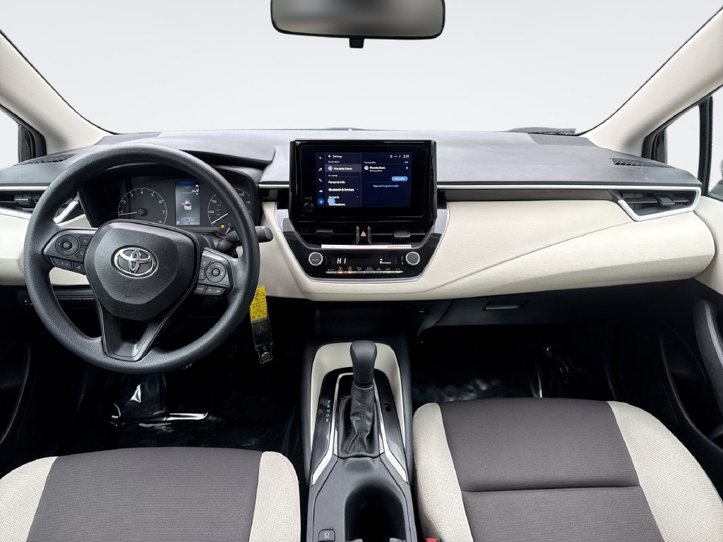 Used 2025 Toyota Corolla LE FWD image 22
