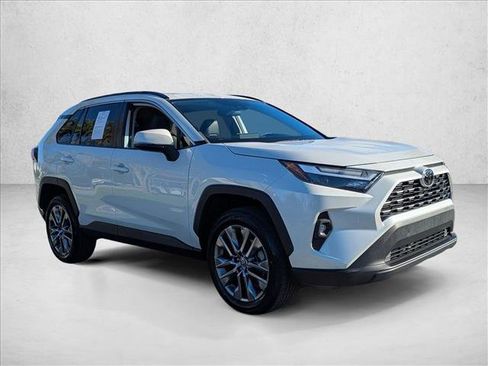 Certified 2022 Toyota RAV4 XLE Premium image 3