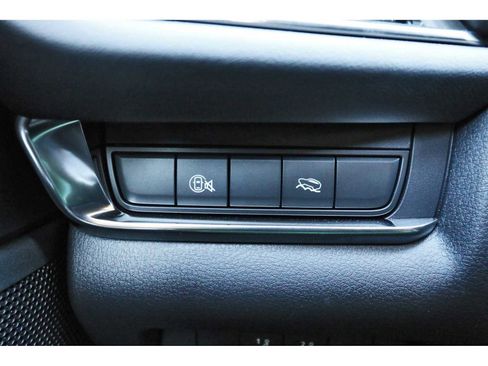 Certified 2025 MAZDA CX-30 AWD 2.5 S w/ Preferred Package image 19