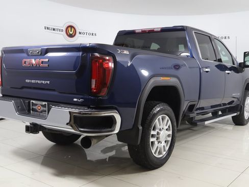 Used 2020 GMC Sierra 3500 SLT w/ Gooseneck/5TH Wheel Package image 3