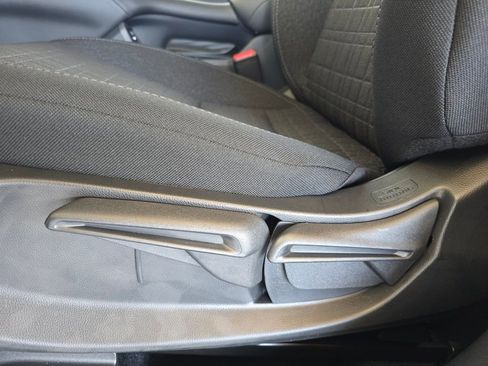 New 2026 Honda HR-V LX image 10