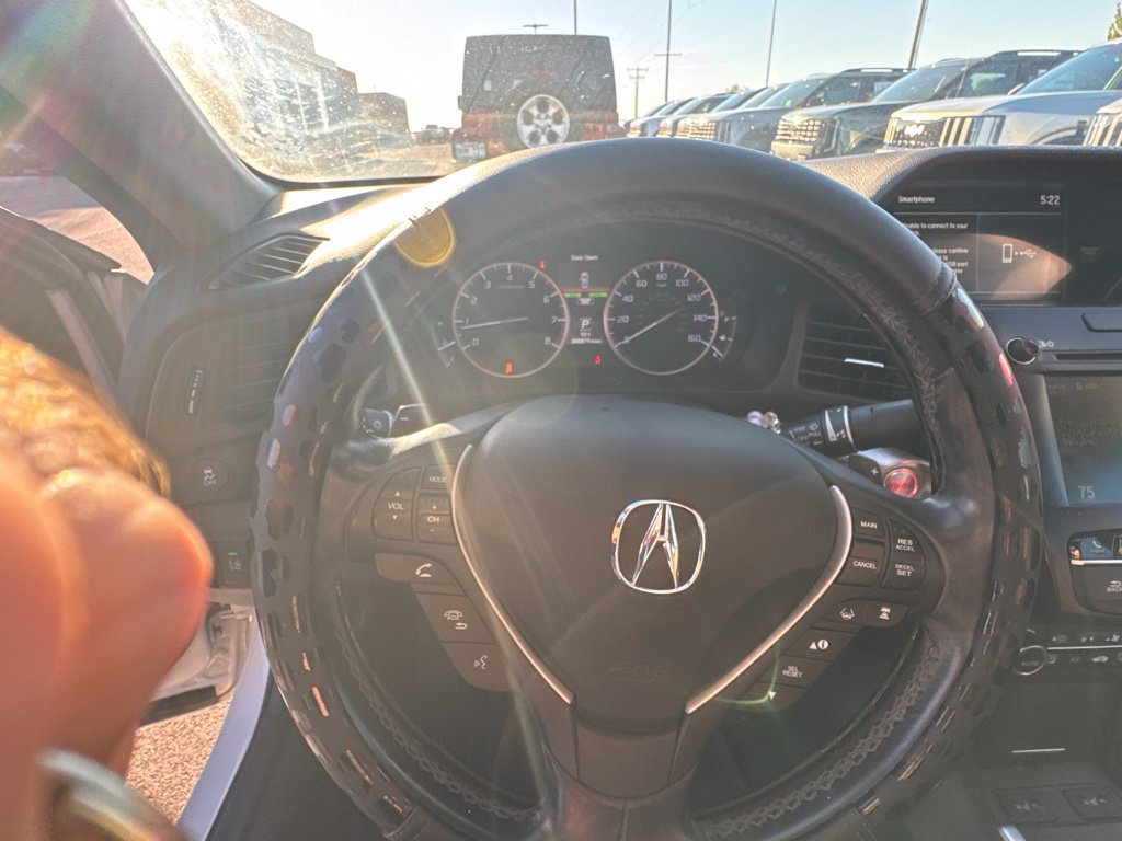 Used 2019 Acura ILX w/ Premium Package FWD image 10