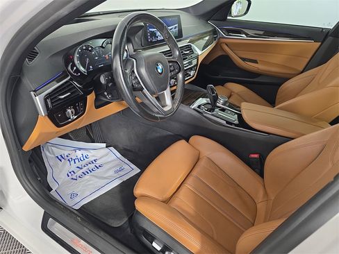 Used 2017 BMW 530i image 11