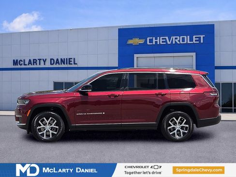 Used 2025 Jeep Grand Cherokee L Limited AWD/4WD image 3