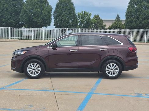 Used 2019 Kia Sorento FWD image 9