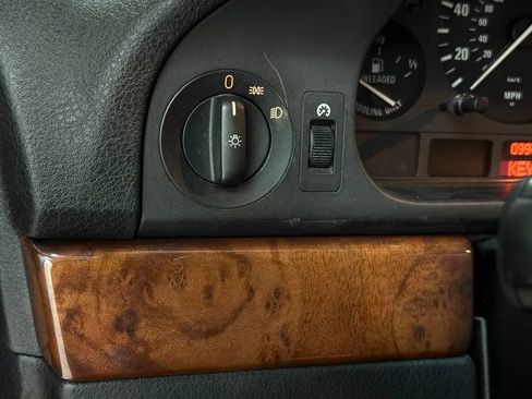 Used 2000 BMW 540i Sedan image 68