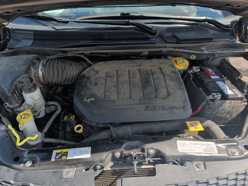Used 2019 Dodge Grand Caravan SXT FWD image 23