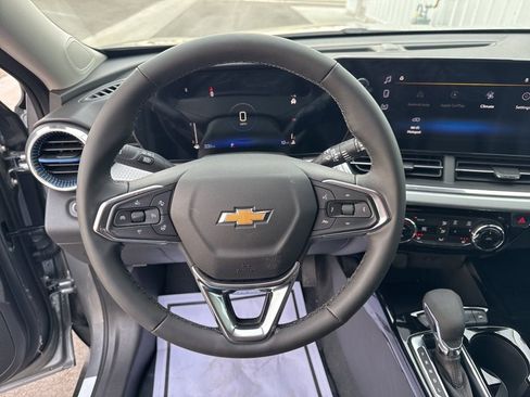 New 2026 Chevrolet Trax LT w/ Driver Confidence Package FWD image 17