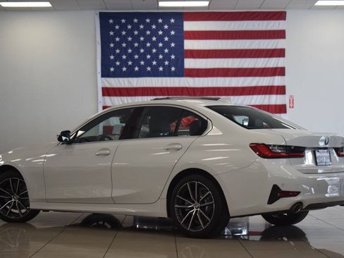 Used 2019 BMW 330i Sedan w/ Driving Assistance Package RWD image 18