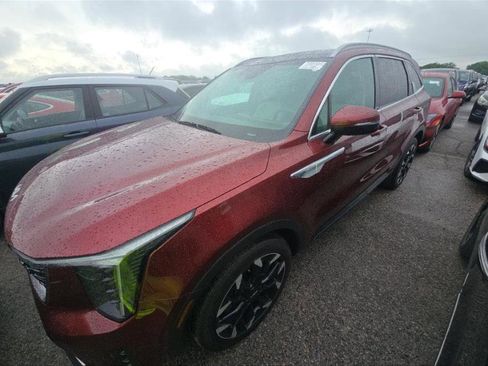 Used 2025 Kia Sorento EX w/ Panoramic Sunroof Package FWD image 2