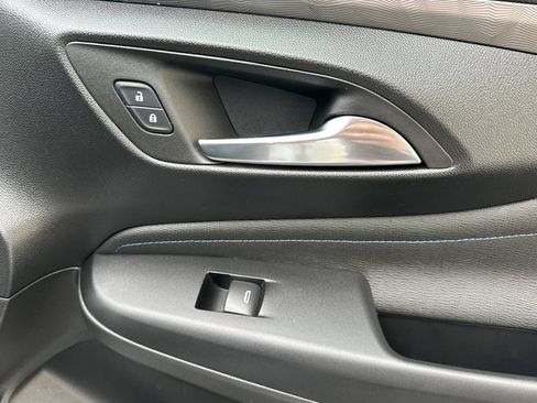 Certified 2024 Buick Envista Sport Touring w/ Convenience I Package FWD image 22