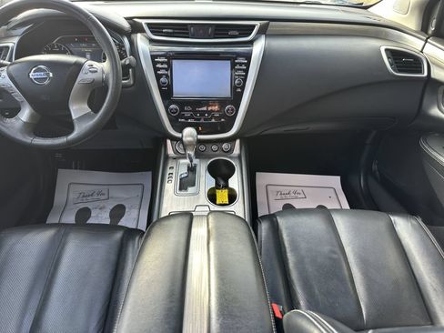 Used 2017 Nissan Murano Platinum w/ Platinum Technology Package FWD image 10