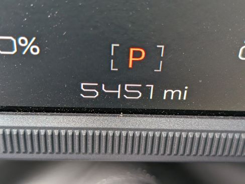 Used 2025 GMC Hummer EV 2X AWD/4WD image 24