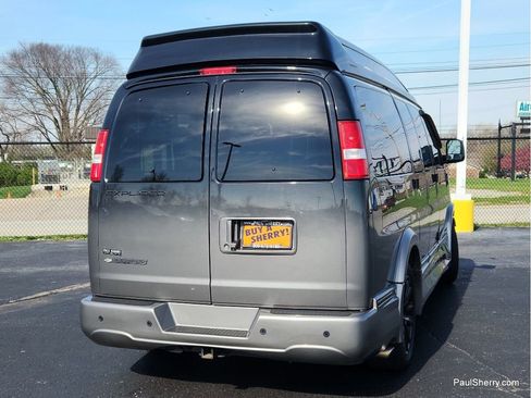 Used 2021 Chevrolet Express 2500 LS w/ Enhanced Convenience Package RWD image 17