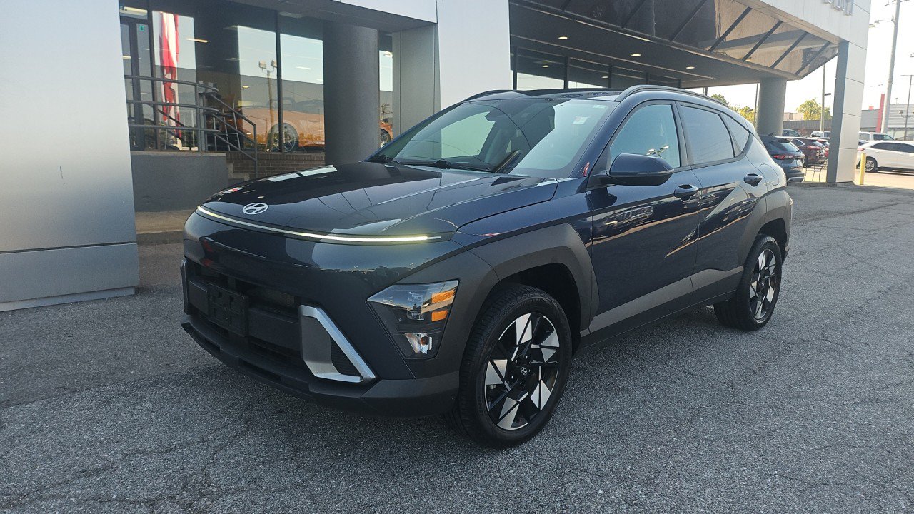 Used 2025 Hyundai Kona SEL AWD/4WD image 8
