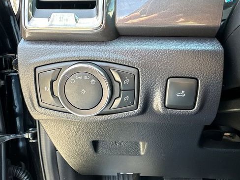 Used 2019 Ford Ranger Lariat w/ Equipment Group 501A Mid image 24