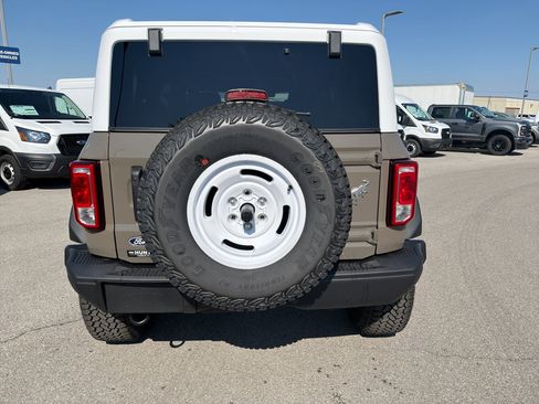 New 2026 Ford Bronco Heritage Edition AWD/4WD image 6