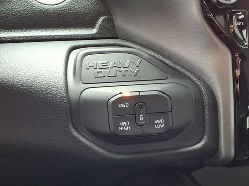 Used 2026 RAM 3500 Big Horn AWD/4WD image 15