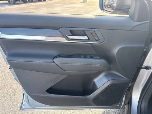 New 2027 GMC Terrain Elevation w/ Black Edition AWD/4WD image 14