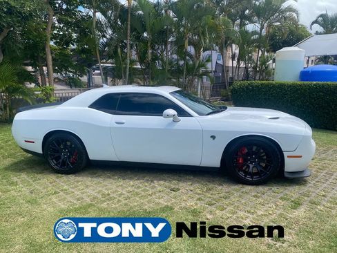 Used 2016 Dodge Challenger SRT Hellcat RWD image 26