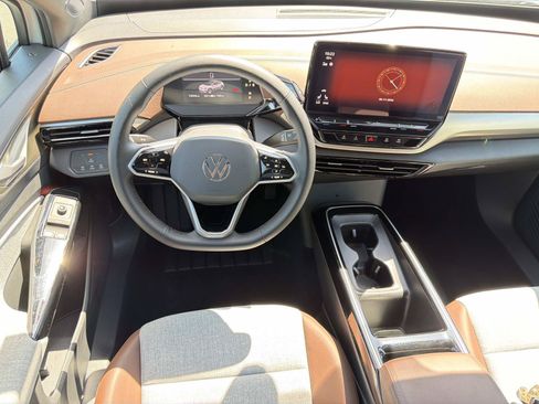 Used 2023 Volkswagen ID.4 Pro AWD/4WD image 8