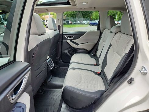 Used 2023 Subaru Forester Premium AWD/4WD image 11